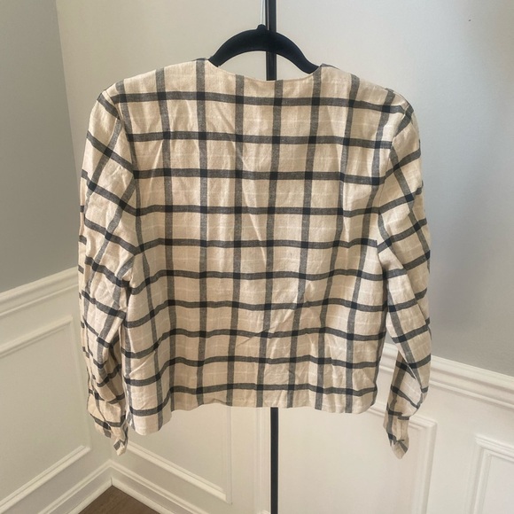 Plaid Button-Up Women's Jacket - Picture 4 of 5